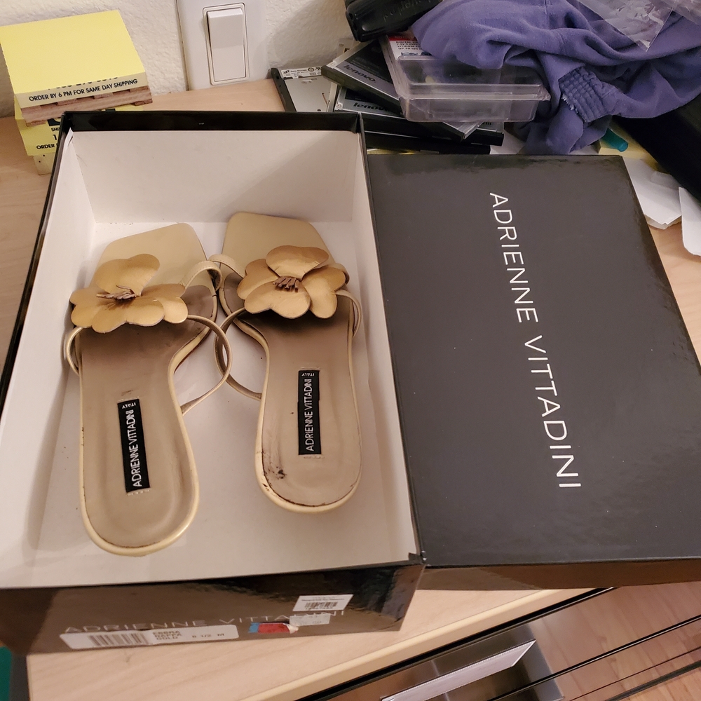 Adrienne Vittadini Floral Gold Sandals